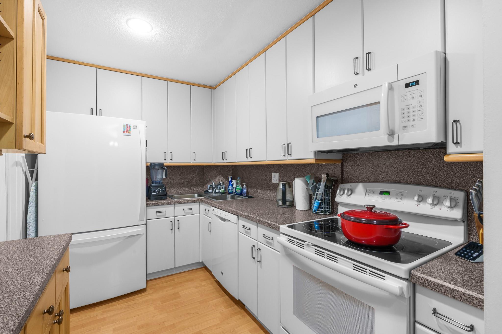 Manor Grove Village IV - Residential