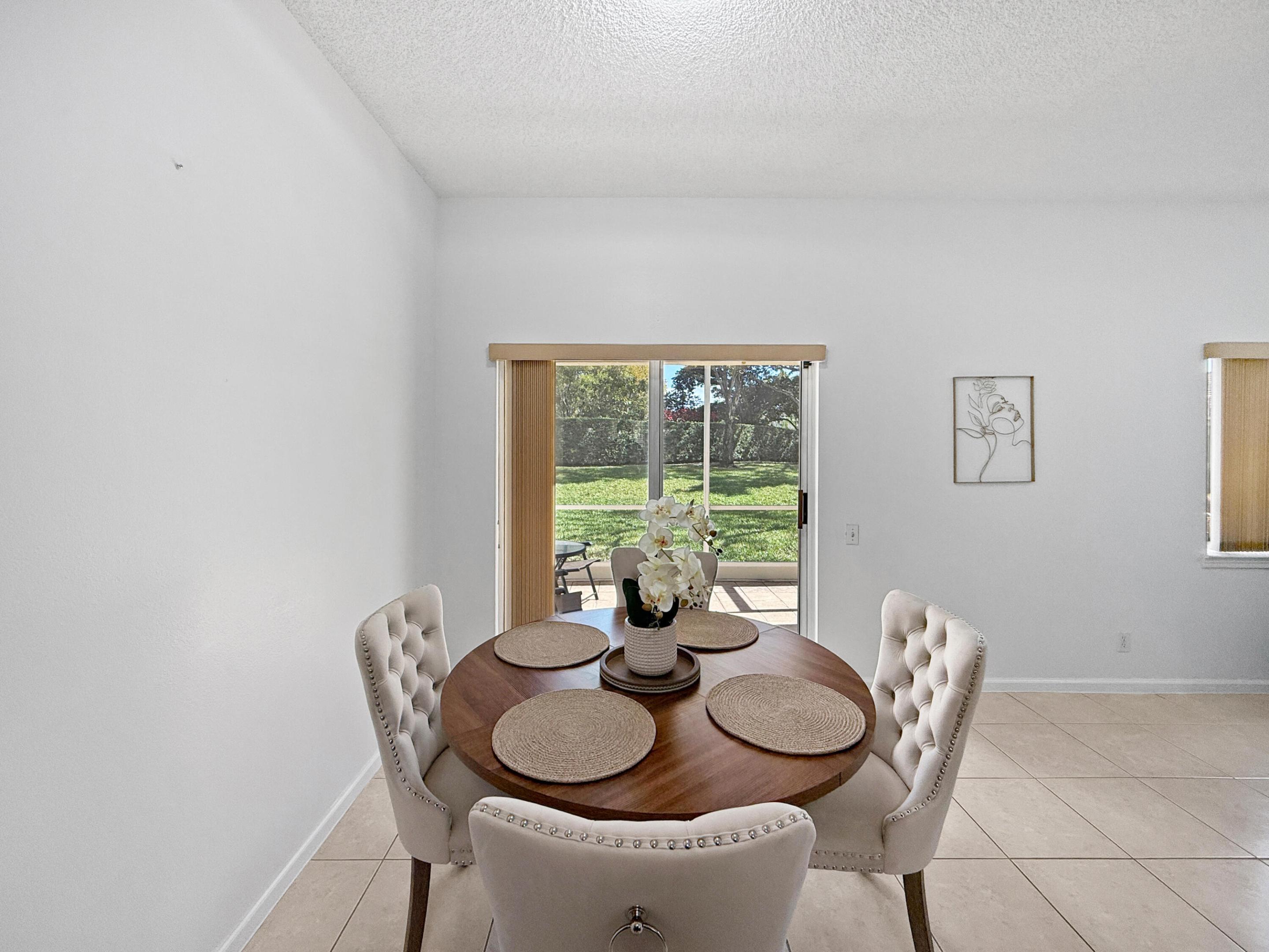 BANYAN OAKRIDGE - Residential Lease