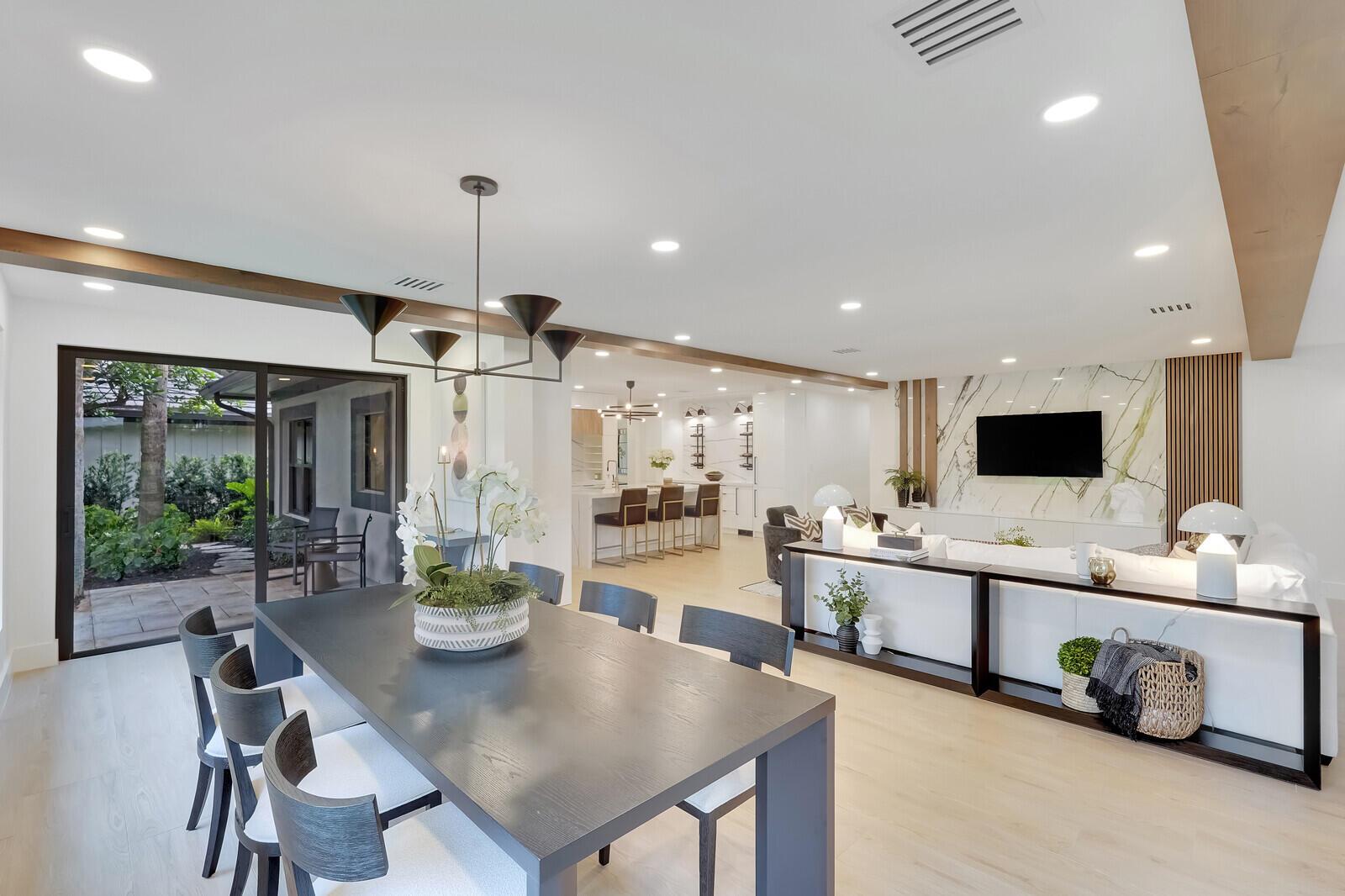 POLO ISLAND CONDO - Residential