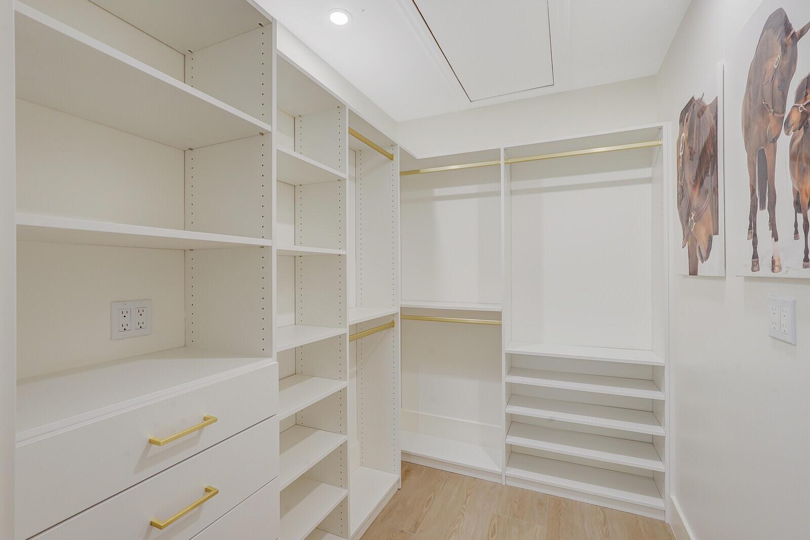 POLO ISLAND CONDO - Residential