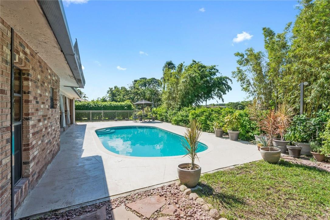 Boca Greens - Residential