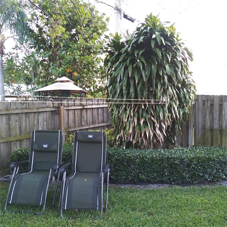 Palm Beach Cabana Colony - Residential