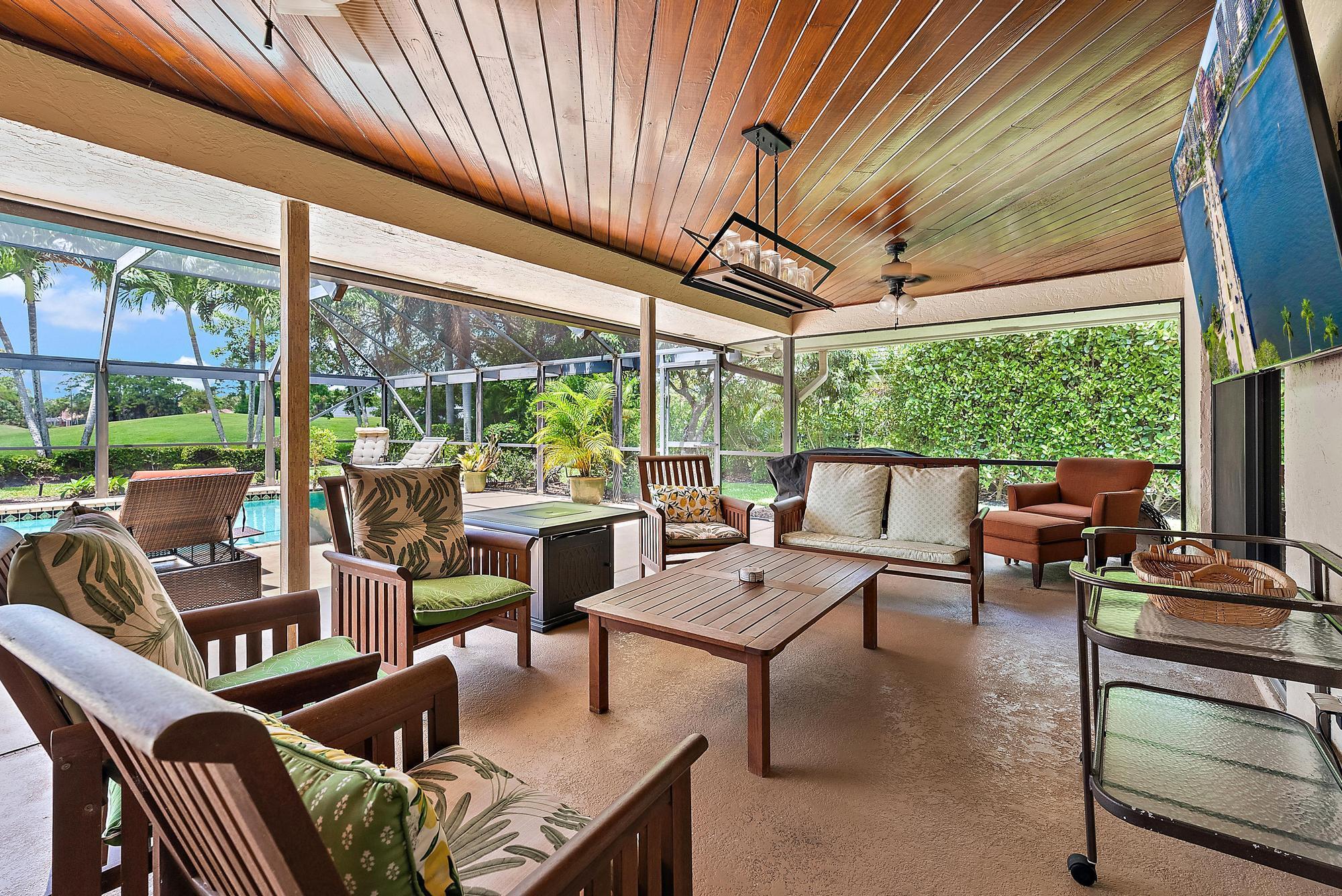 16 Thurston Drive