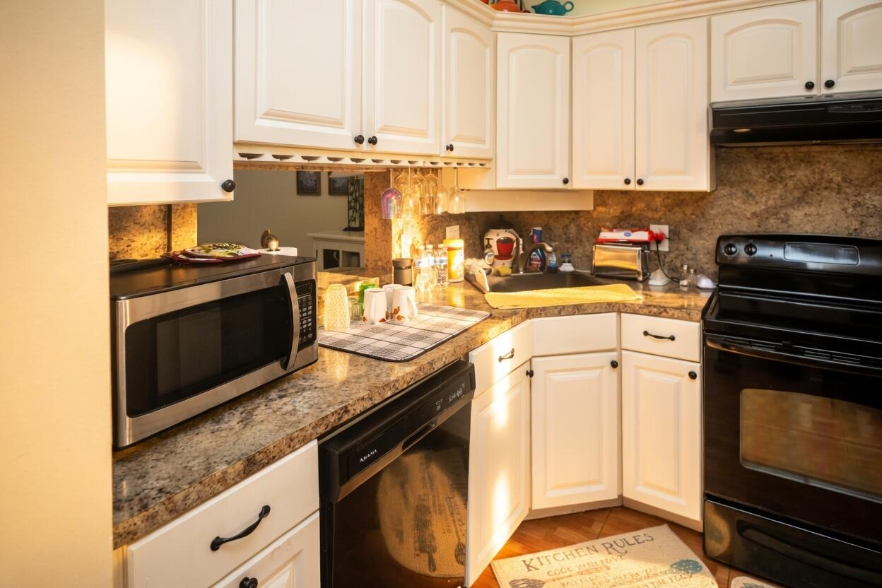 PALM CLUB VILLAGE I CONDO - Residential