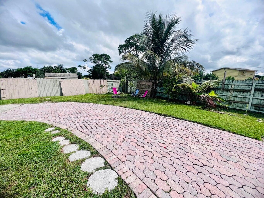 Photo of 1501 Meridian Road #A, West Palm Beach, FL 33417 (MLS # B26083702)