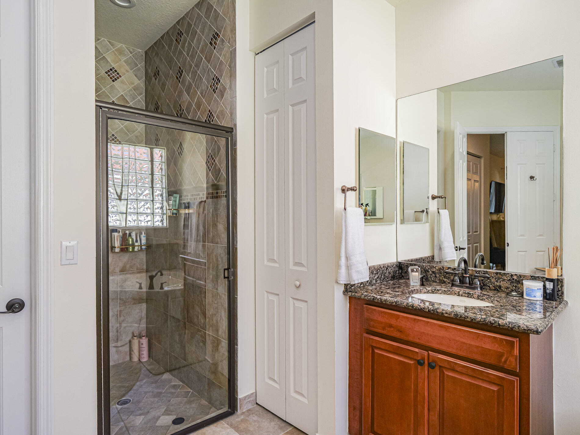 VEROLAGO PHASE 1 - Residential