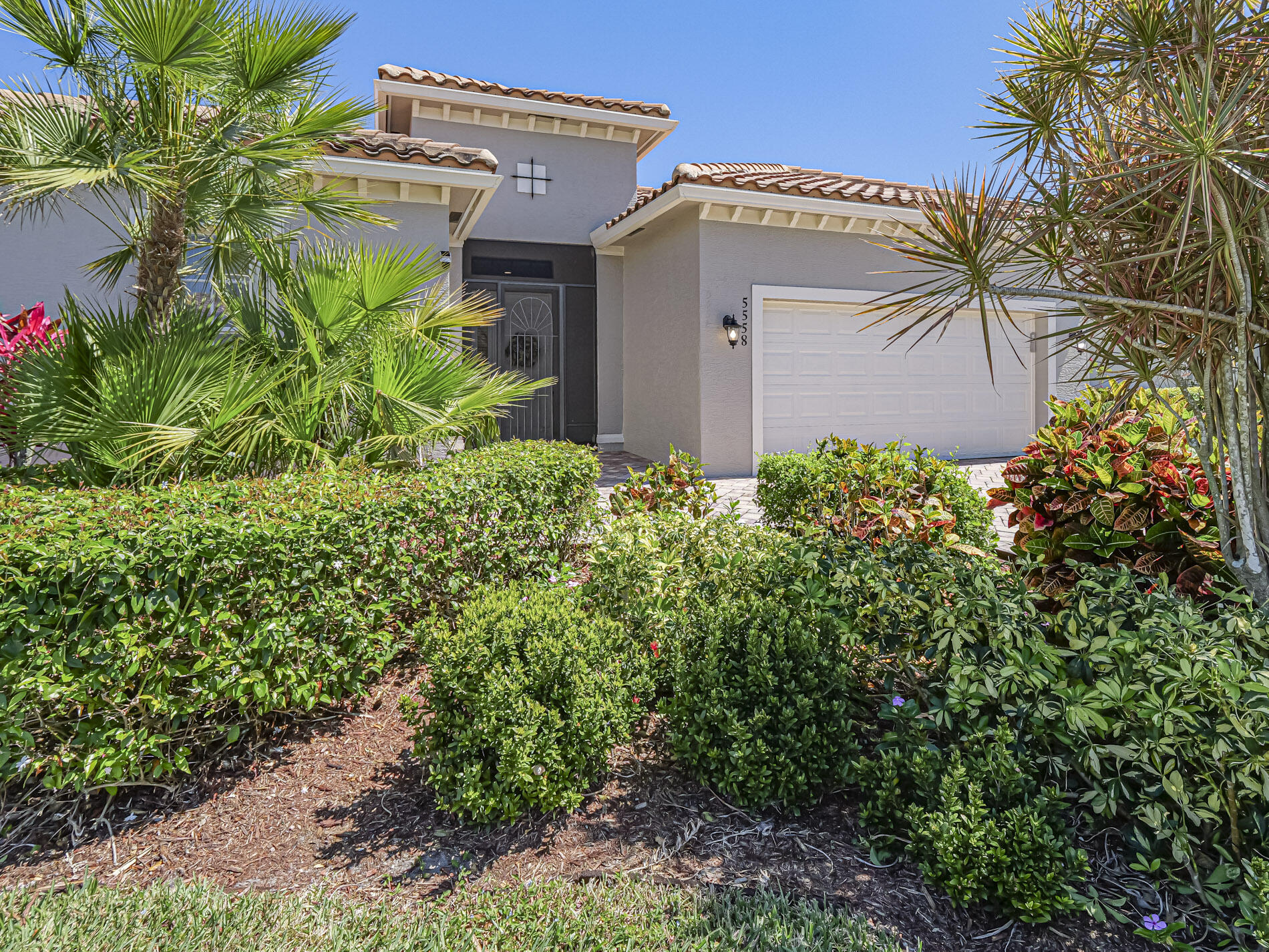 VEROLAGO PHASE 1 - Residential