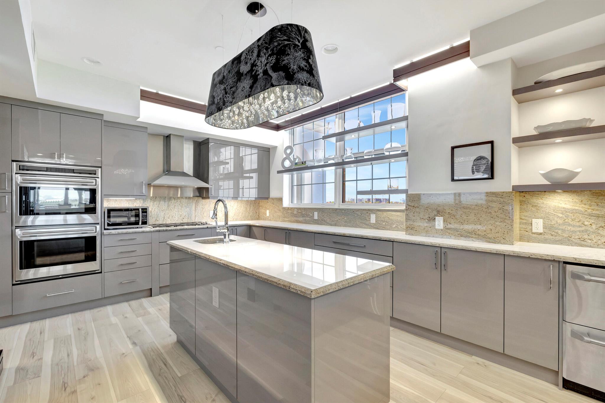 MERIDIAN AT ONE NORTH OCE - Residential