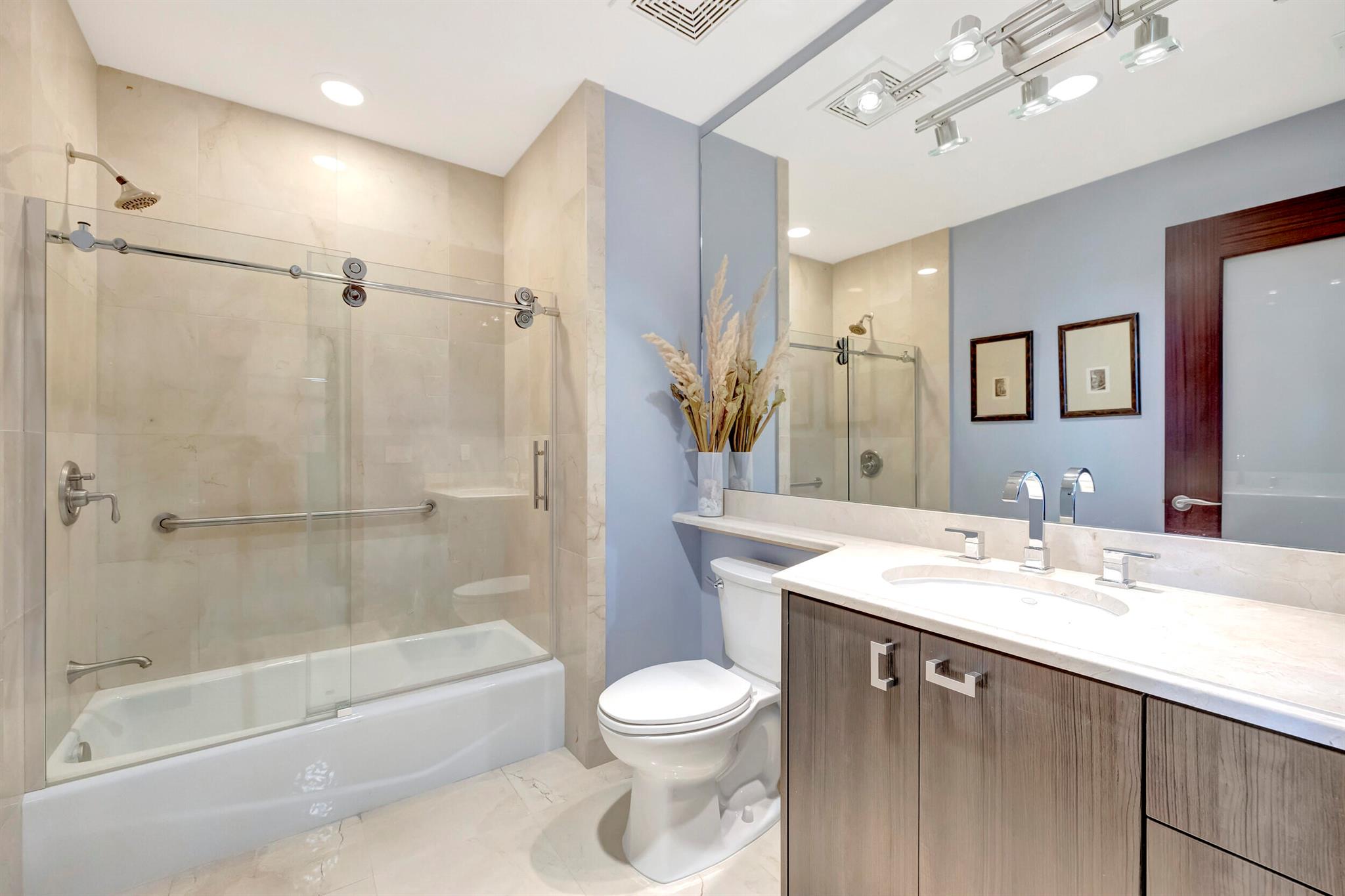 MERIDIAN AT ONE NORTH OCE - Residential