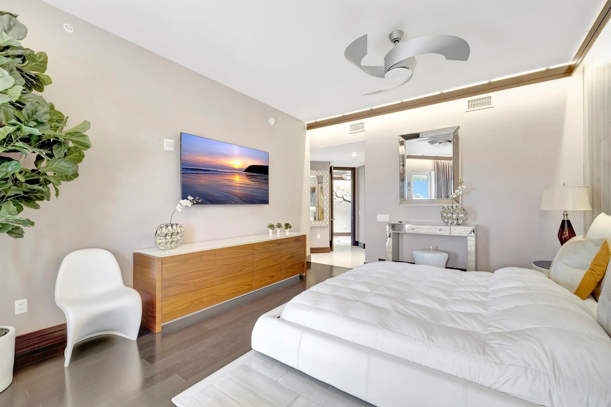 MERIDIAN AT ONE NORTH OCE - Residential