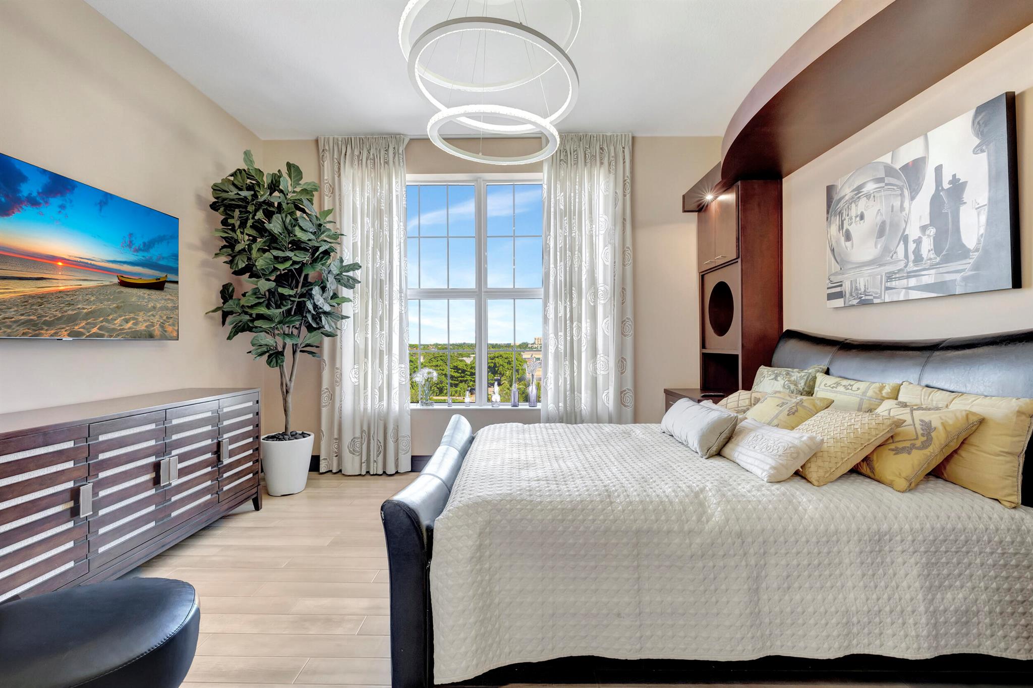 MERIDIAN AT ONE NORTH OCE - Residential