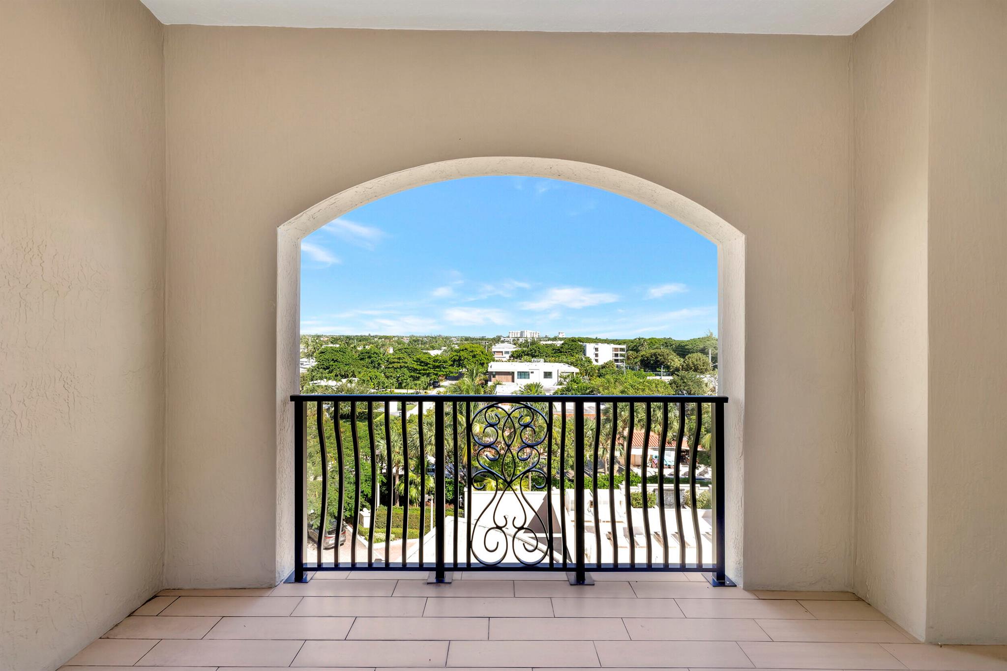 MERIDIAN AT ONE NORTH OCE - Residential