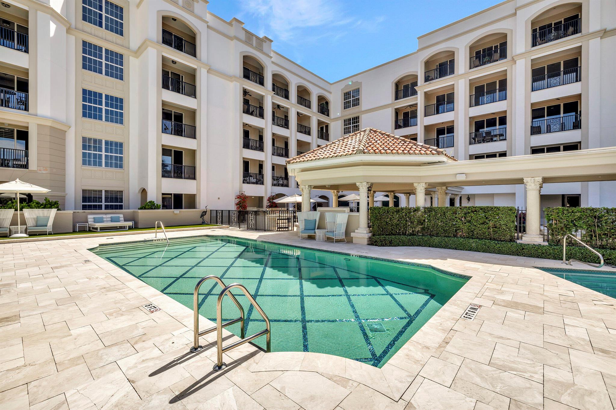 MERIDIAN AT ONE NORTH OCE - Residential