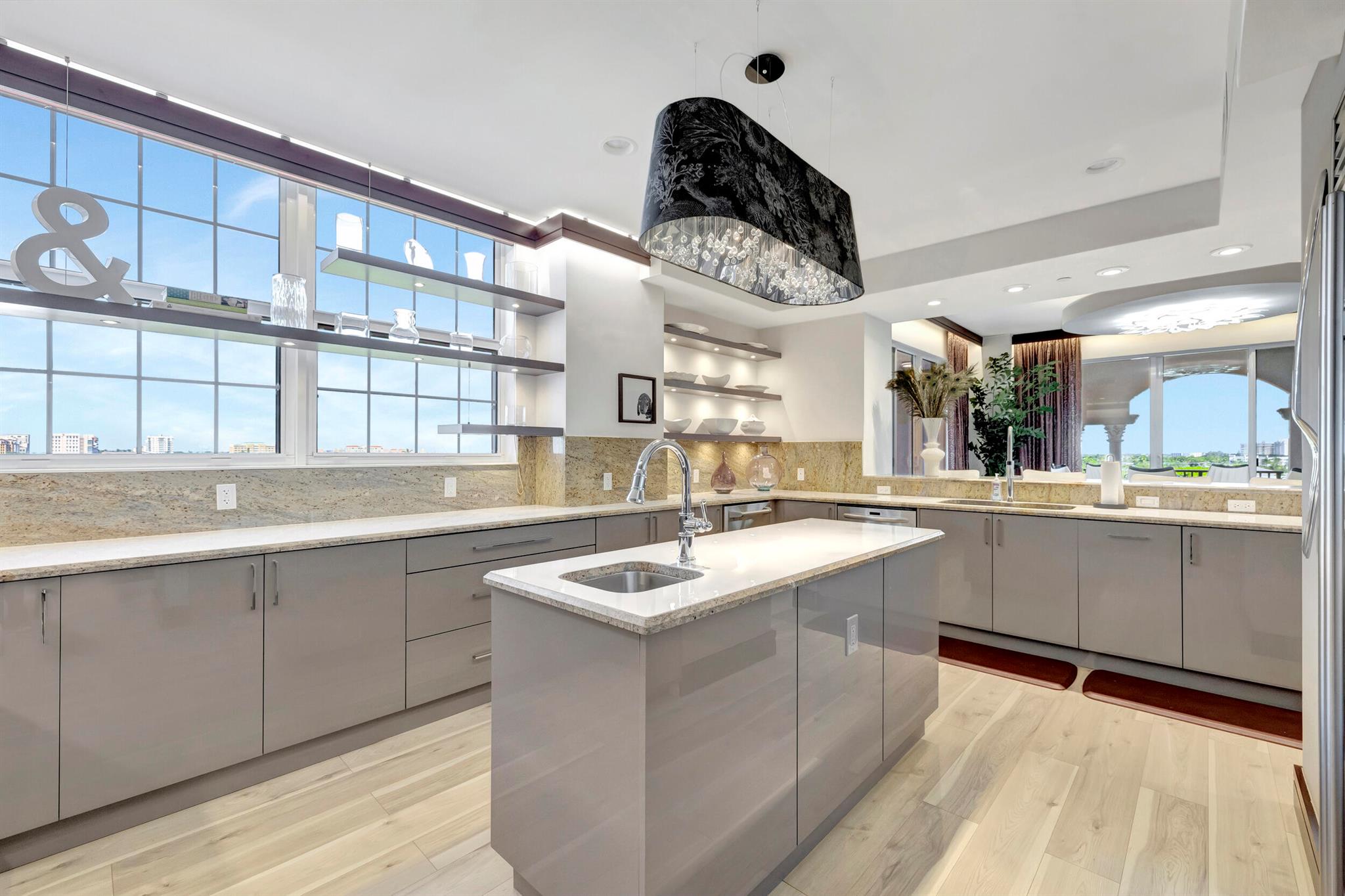 MERIDIAN AT ONE NORTH OCE - Residential