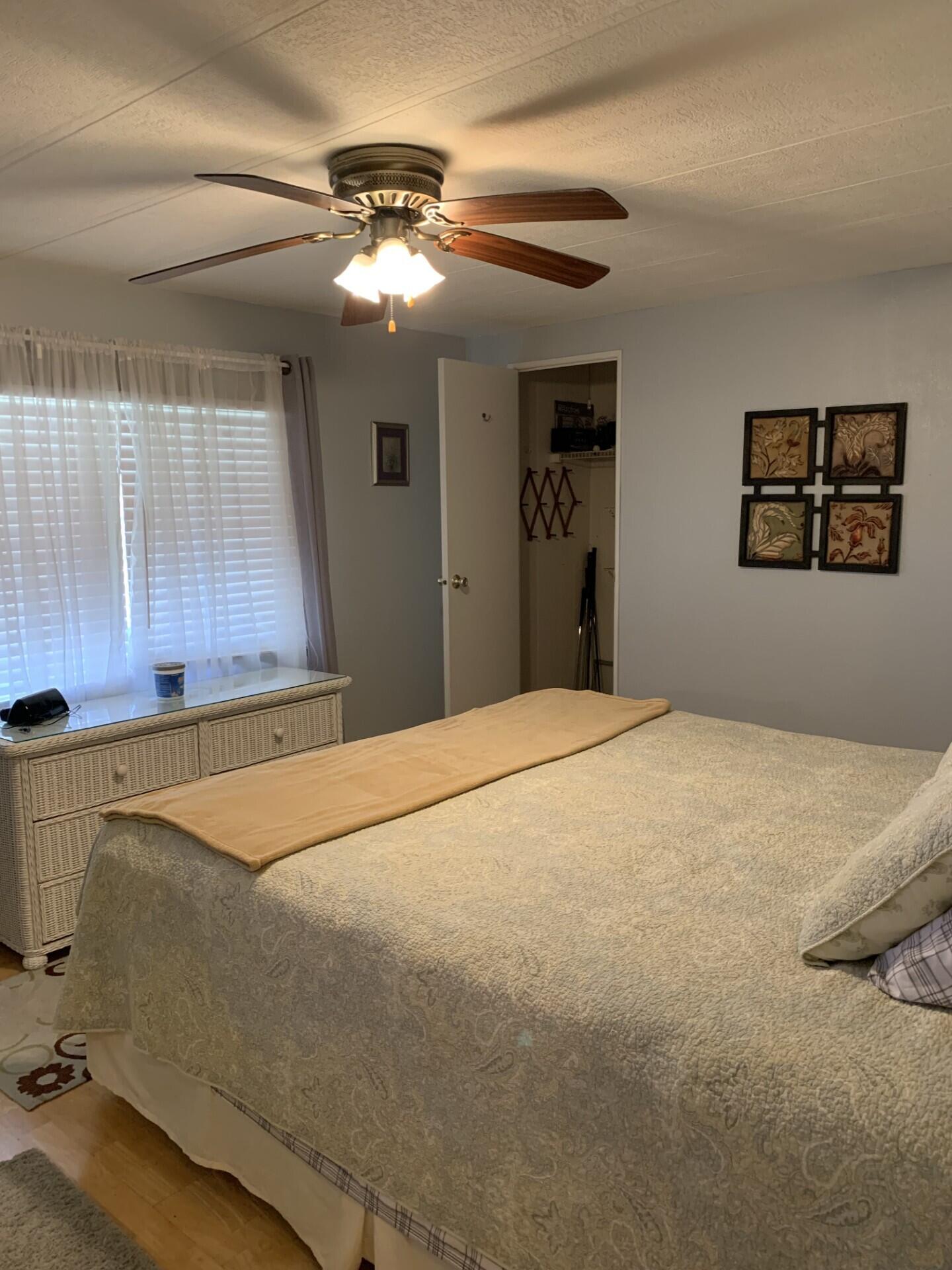 Spanish Lakes Riverfront - Residential