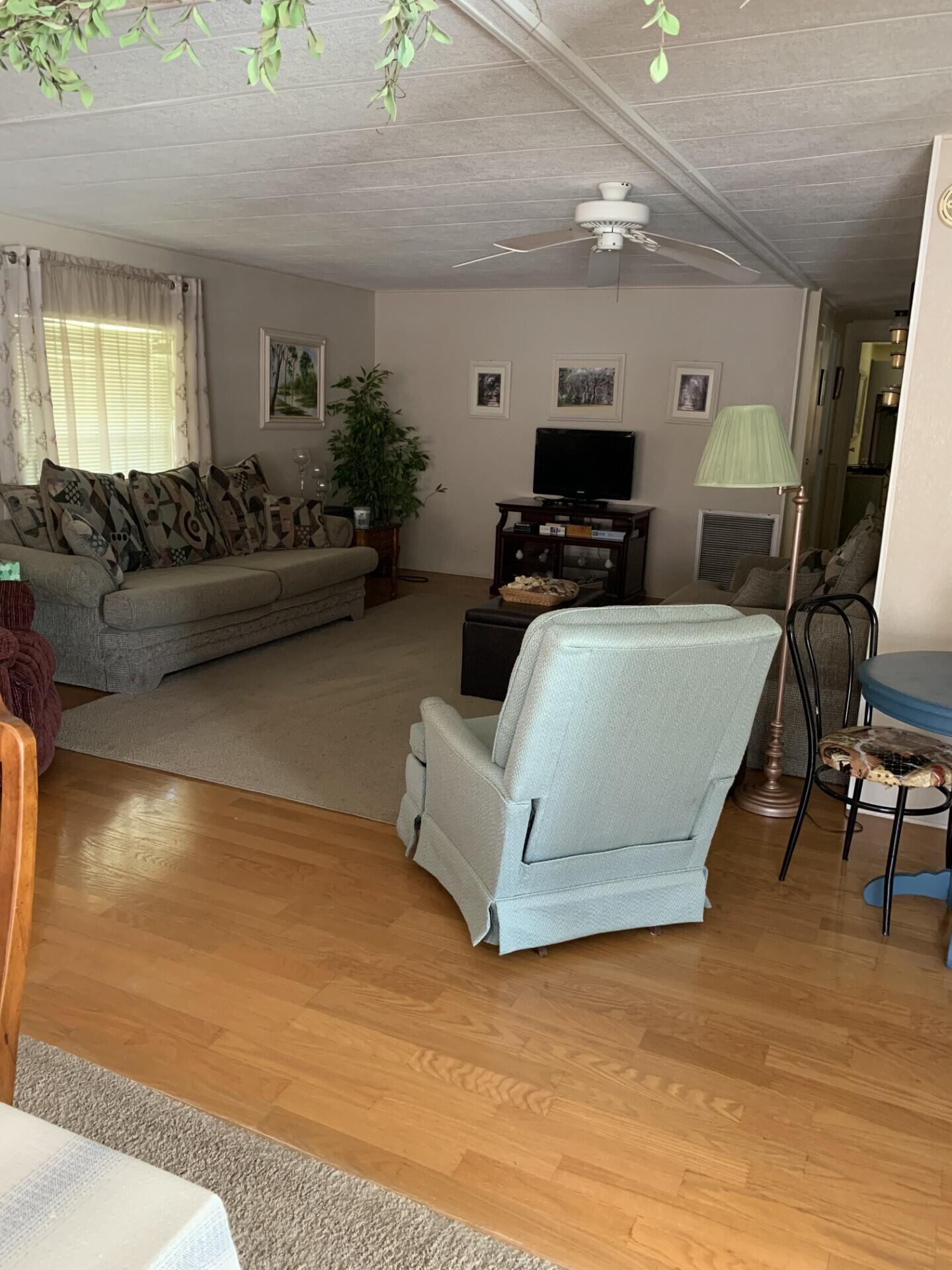 Spanish Lakes Riverfront - Residential