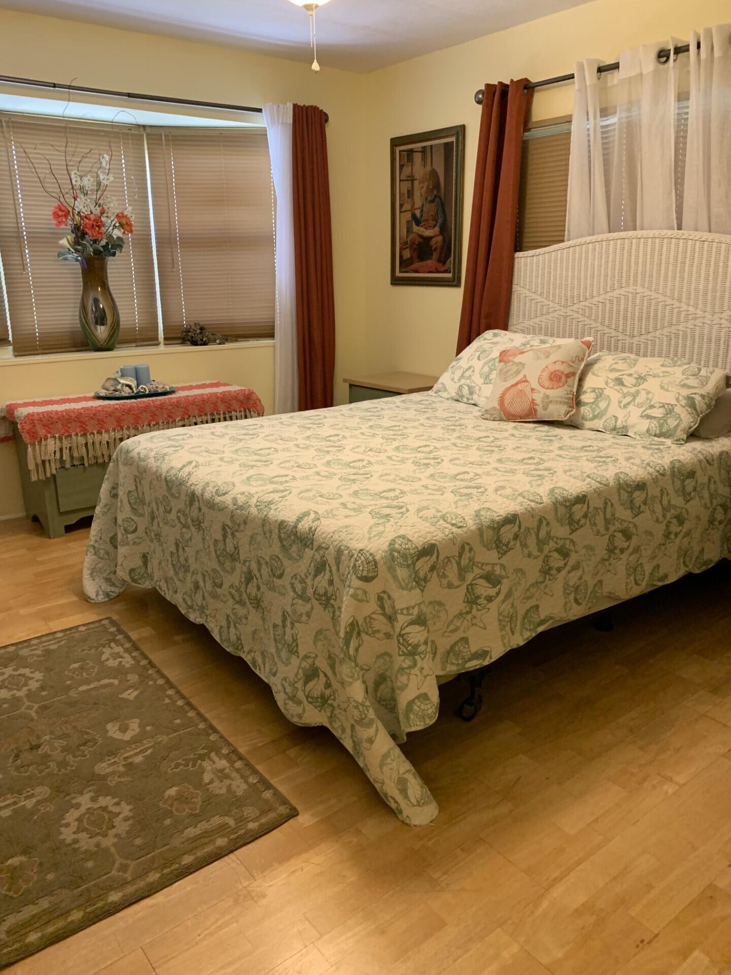 Spanish Lakes Riverfront - Residential