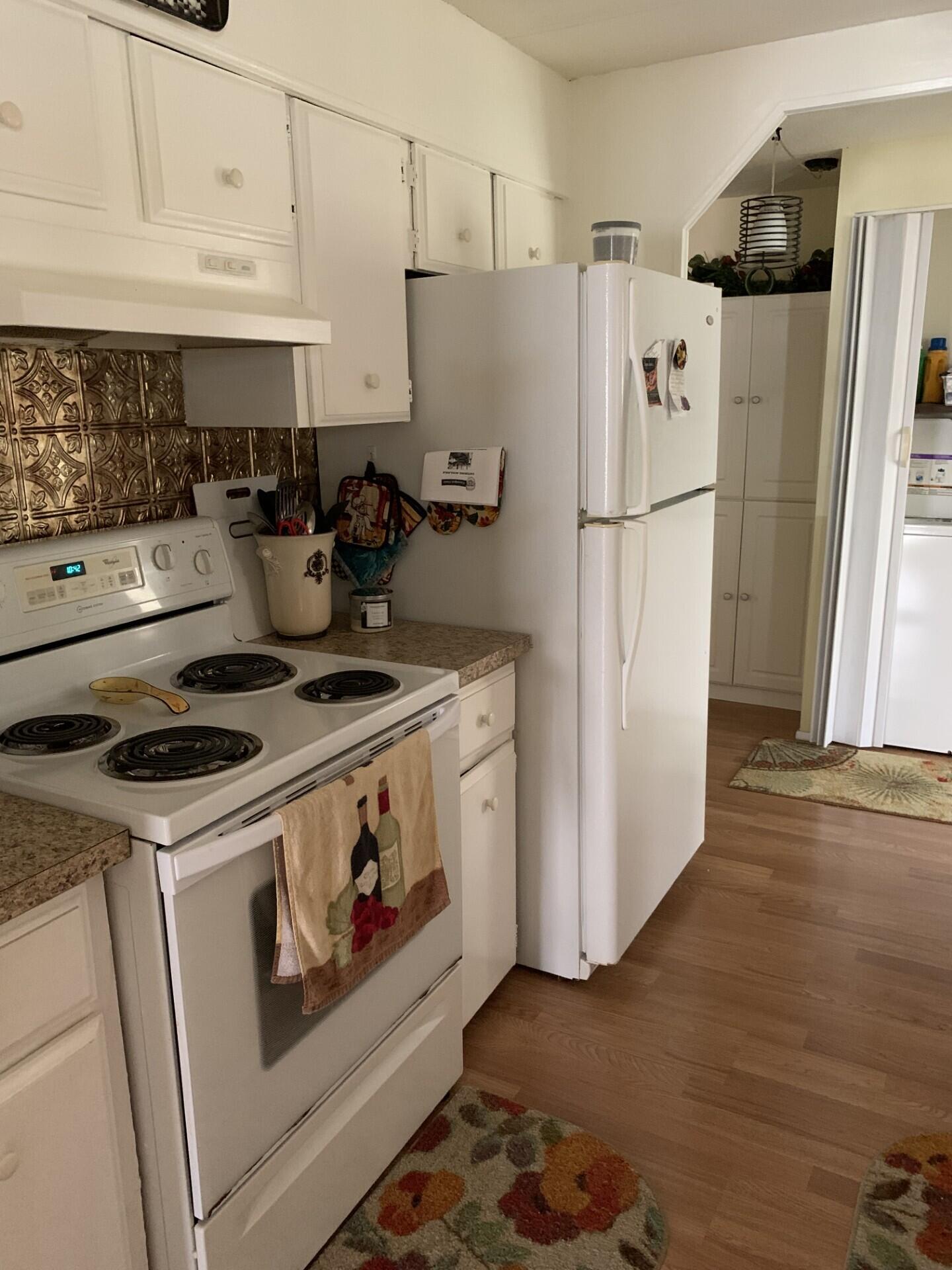 Spanish Lakes Riverfront - Residential