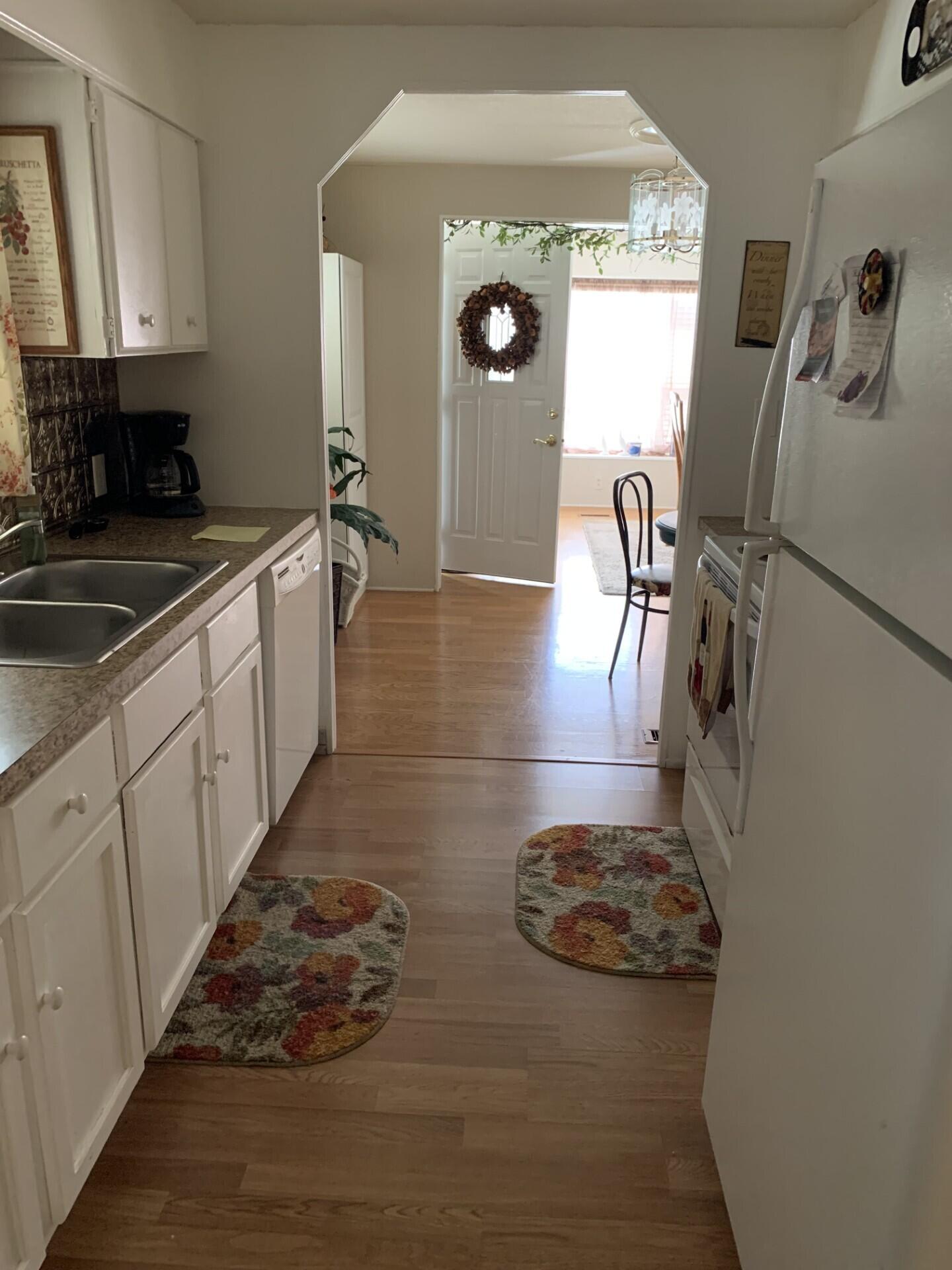 Spanish Lakes Riverfront - Residential