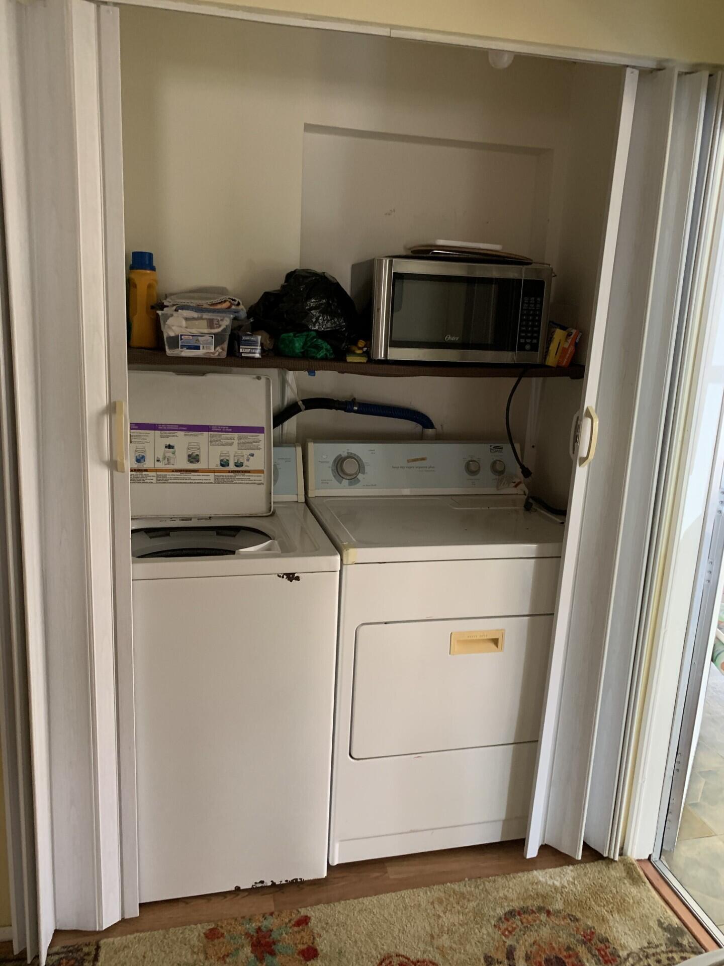 Spanish Lakes Riverfront - Residential