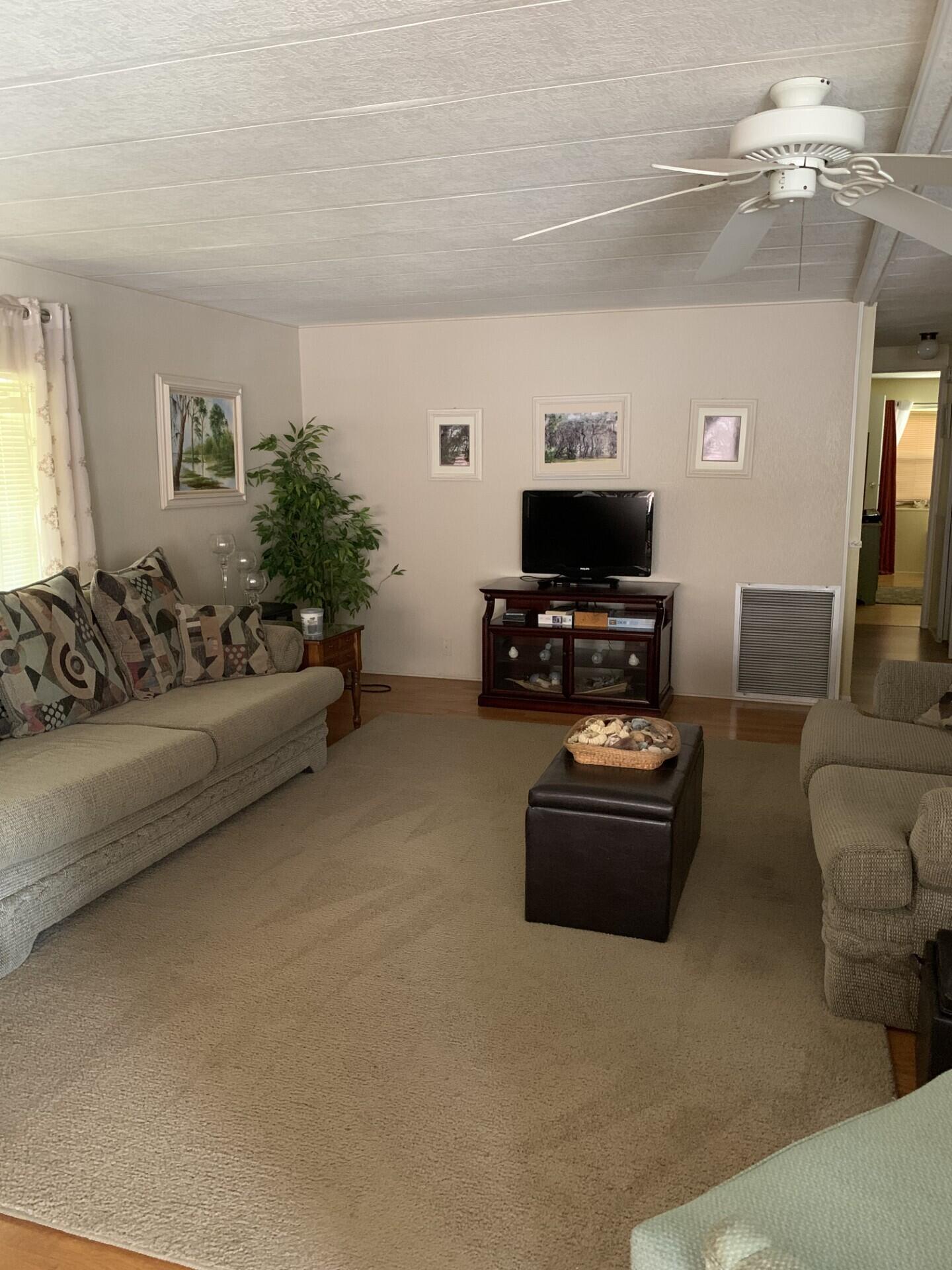 Spanish Lakes Riverfront - Residential