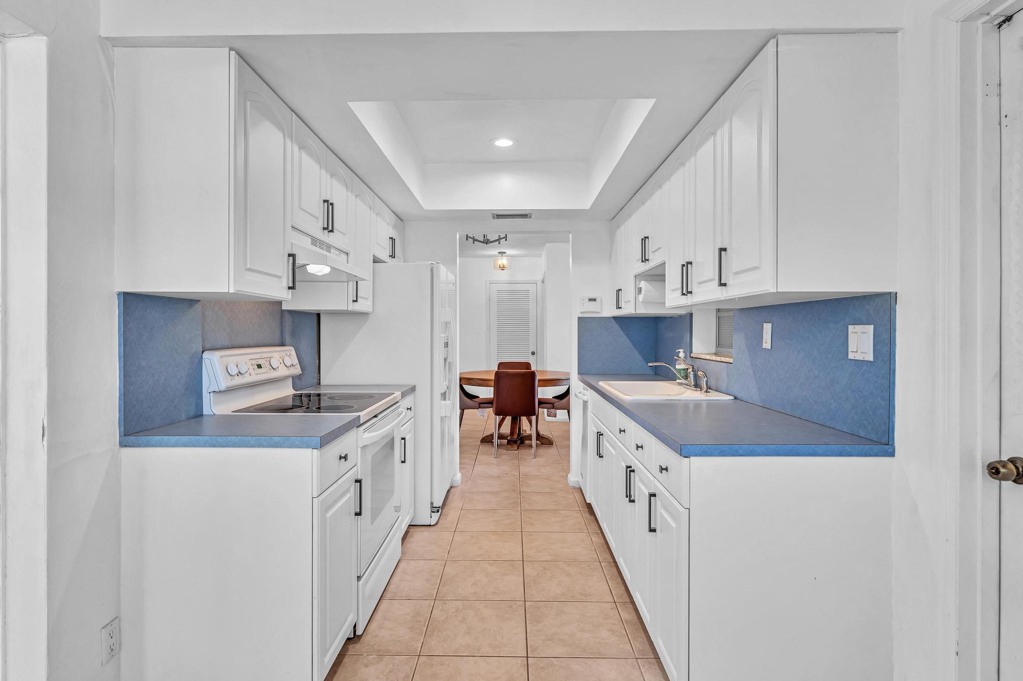 KNOB HILL SUB - Residential Lease