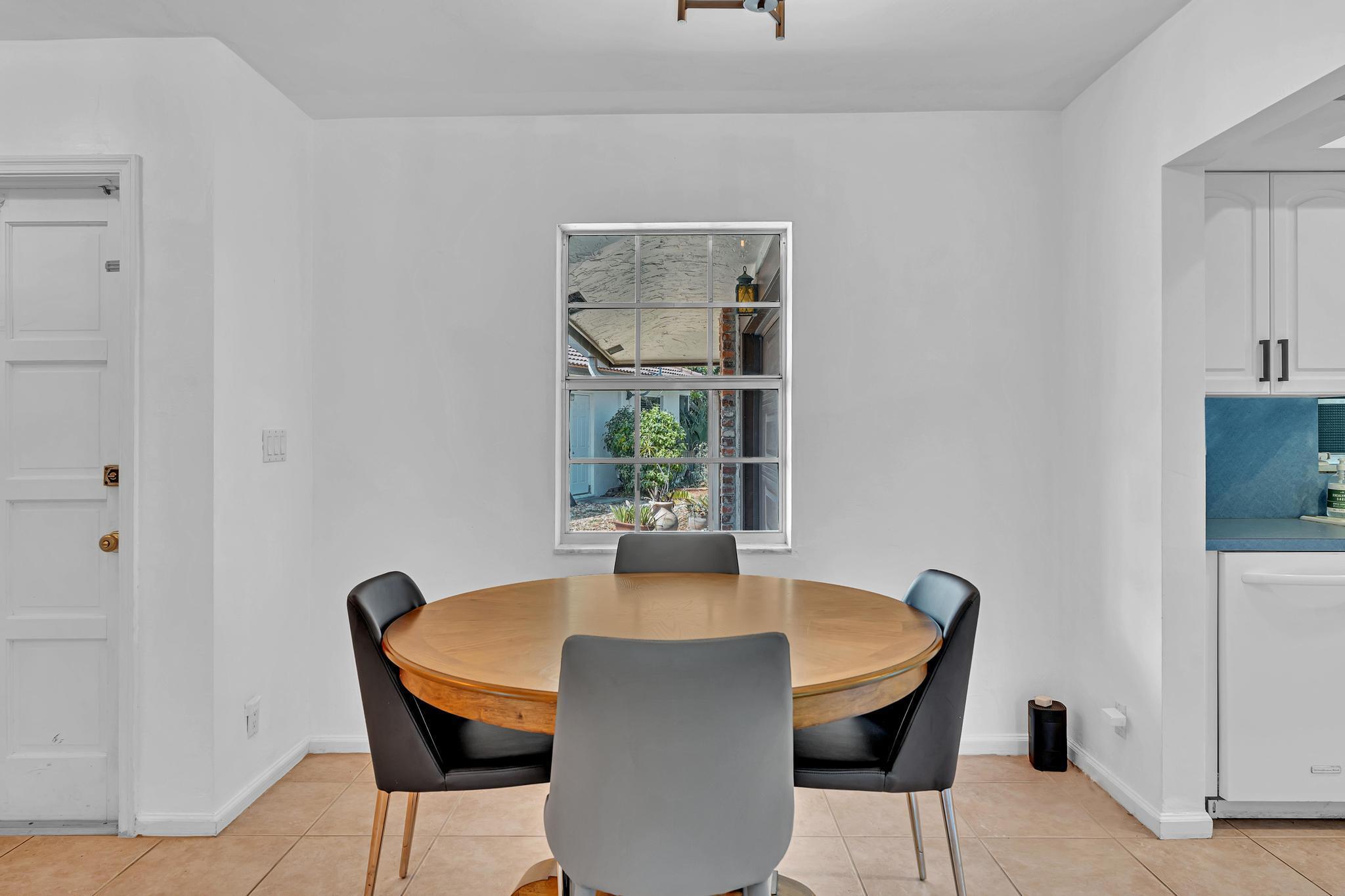 KNOB HILL SUB - Residential Lease