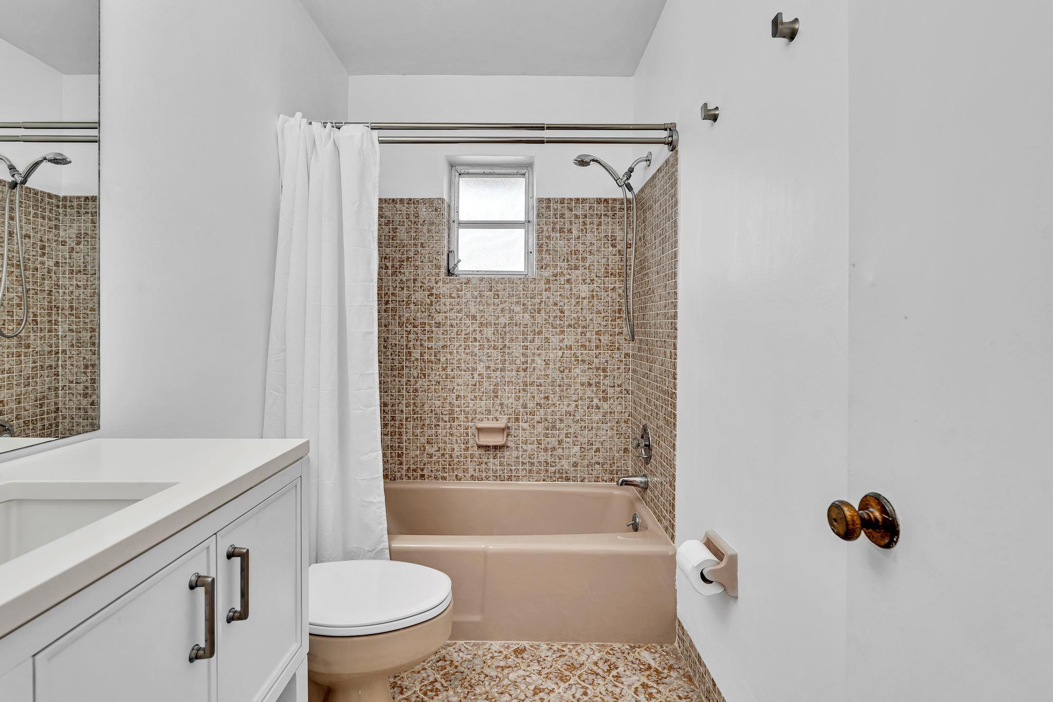 KNOB HILL SUB - Residential Lease