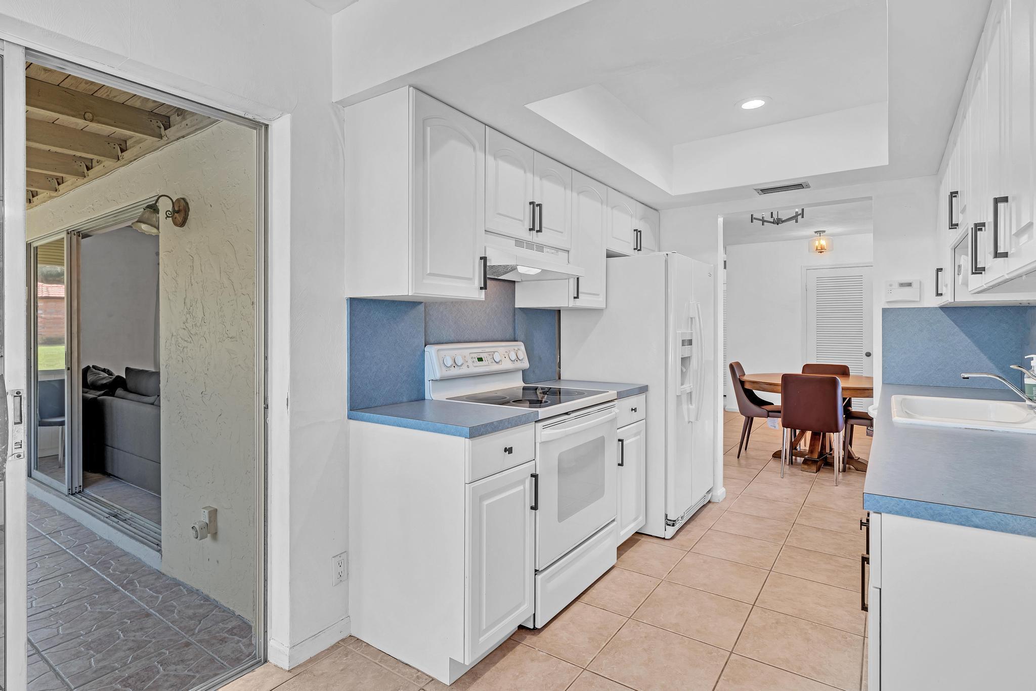 KNOB HILL SUB - Residential Lease