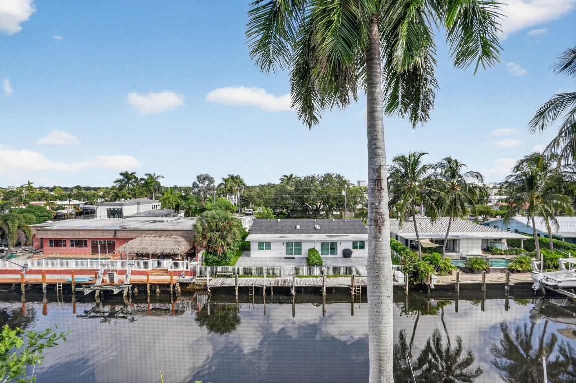 777 S Federal Highway 403N