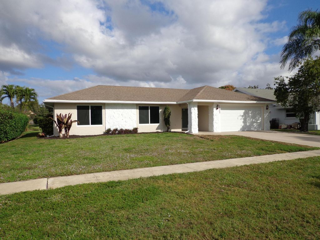 Photo of 13953 Geranium Place, Wellington, FL 33414 (MLS # R11050494)