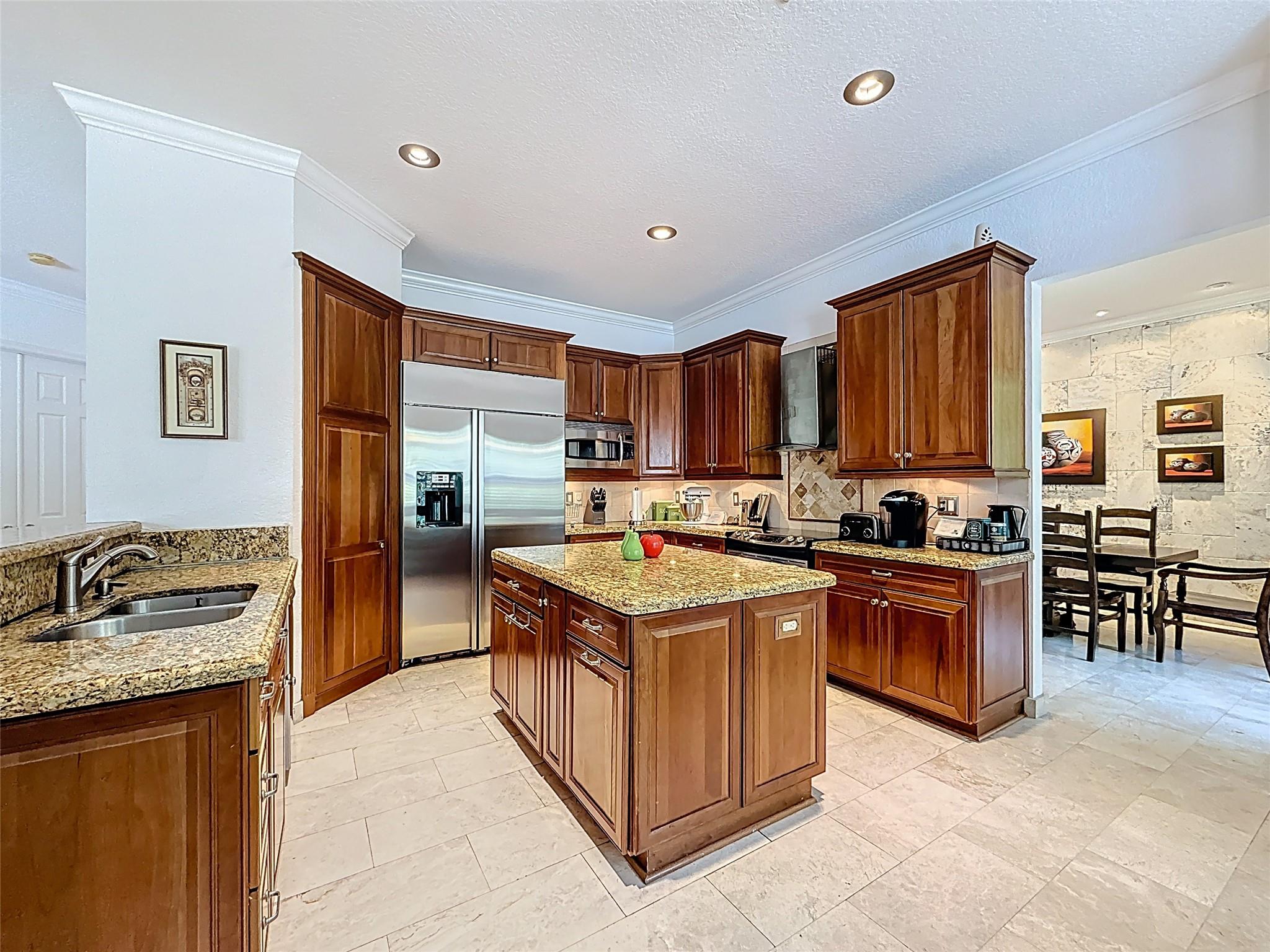Weston Hills-Victoria P. - Residential