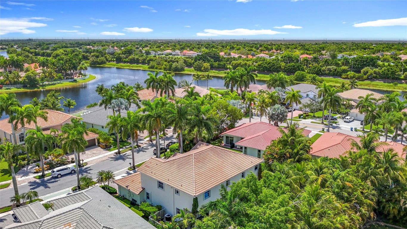 Weston Hills-Victoria P. - Residential