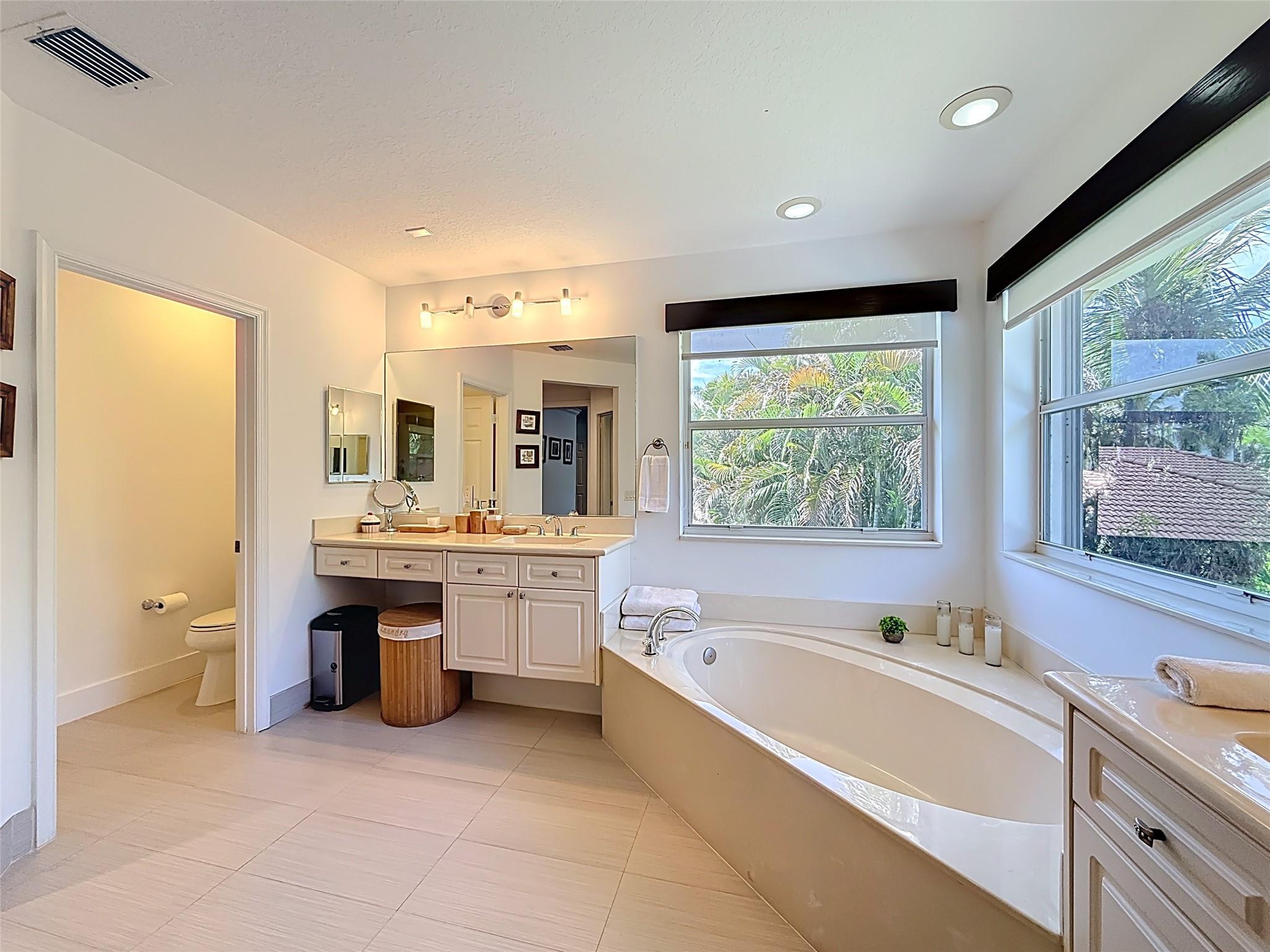 Weston Hills-Victoria P. - Residential