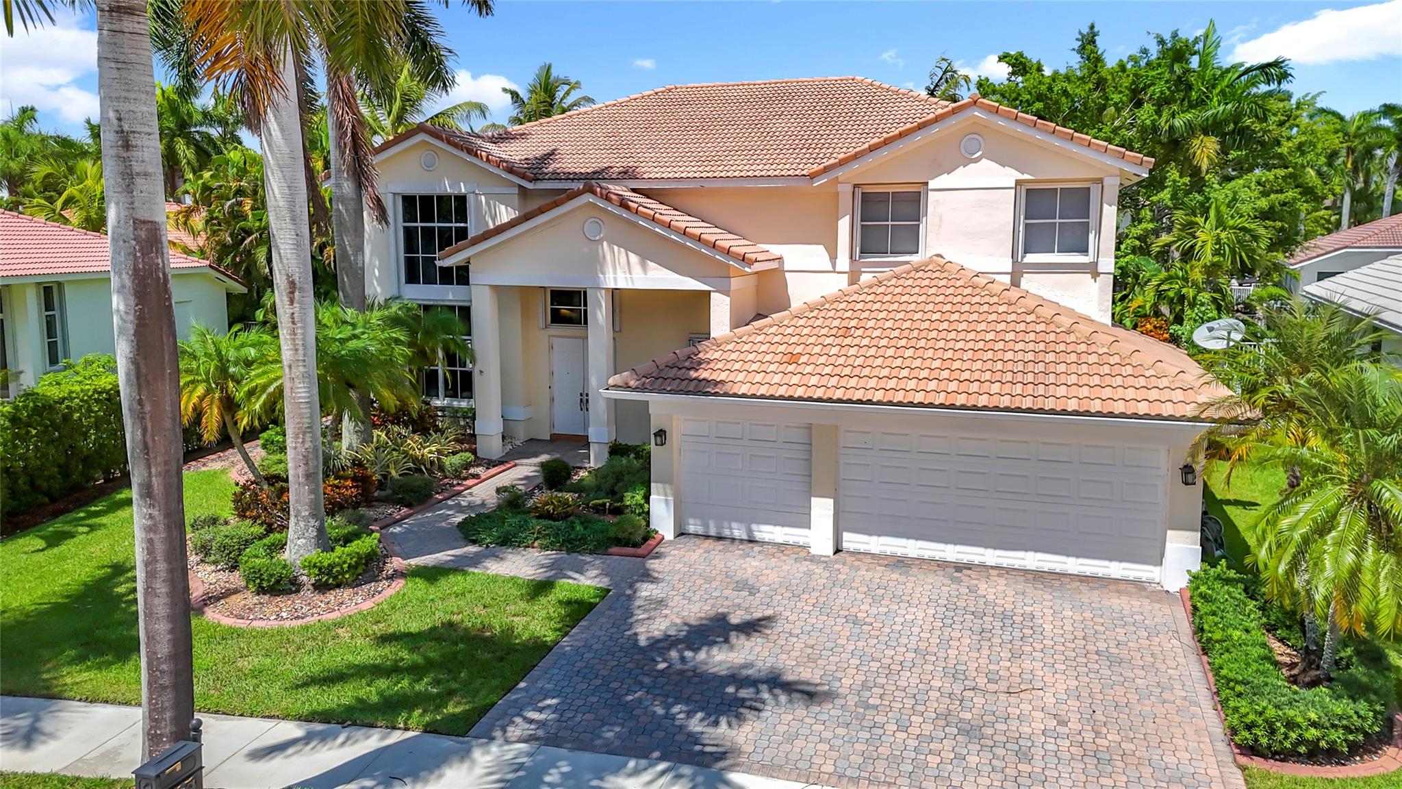 Weston Hills-Victoria P. - Residential