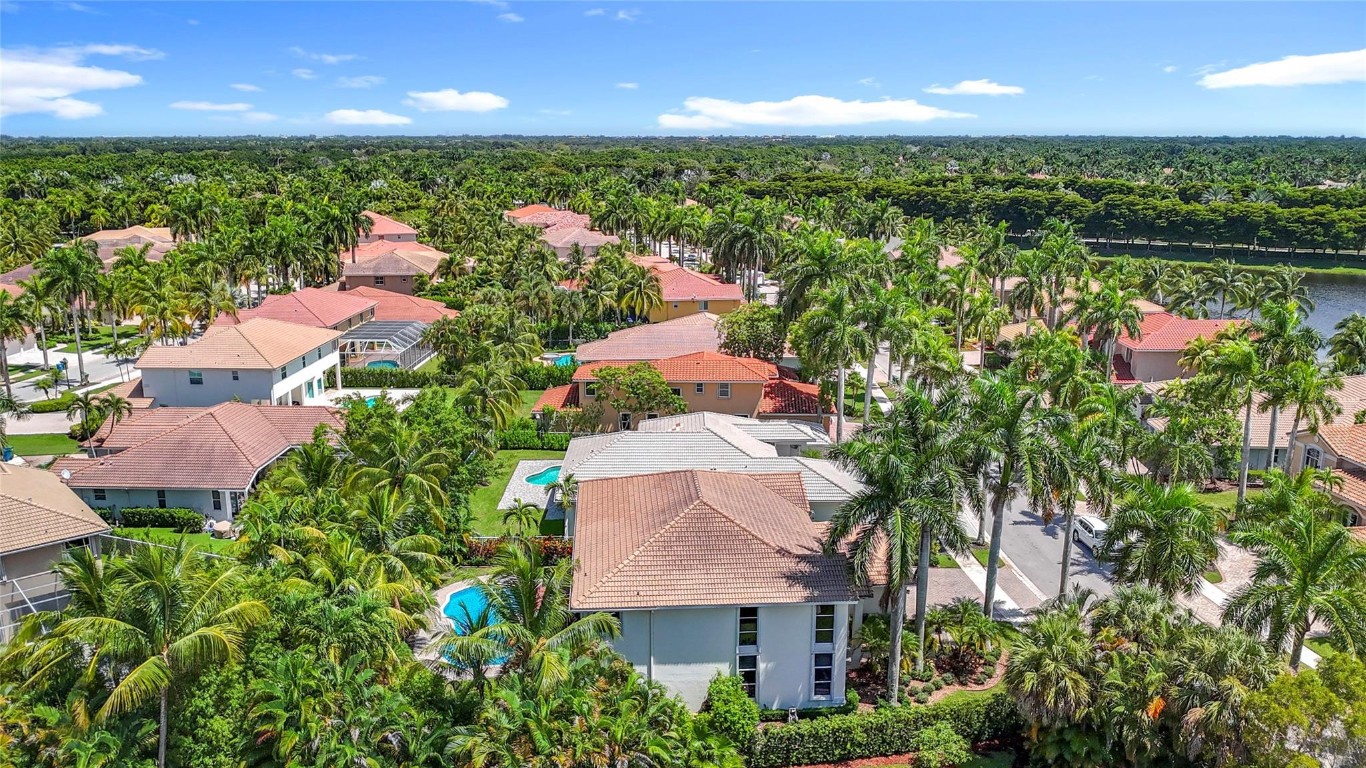 Weston Hills-Victoria P. - Residential