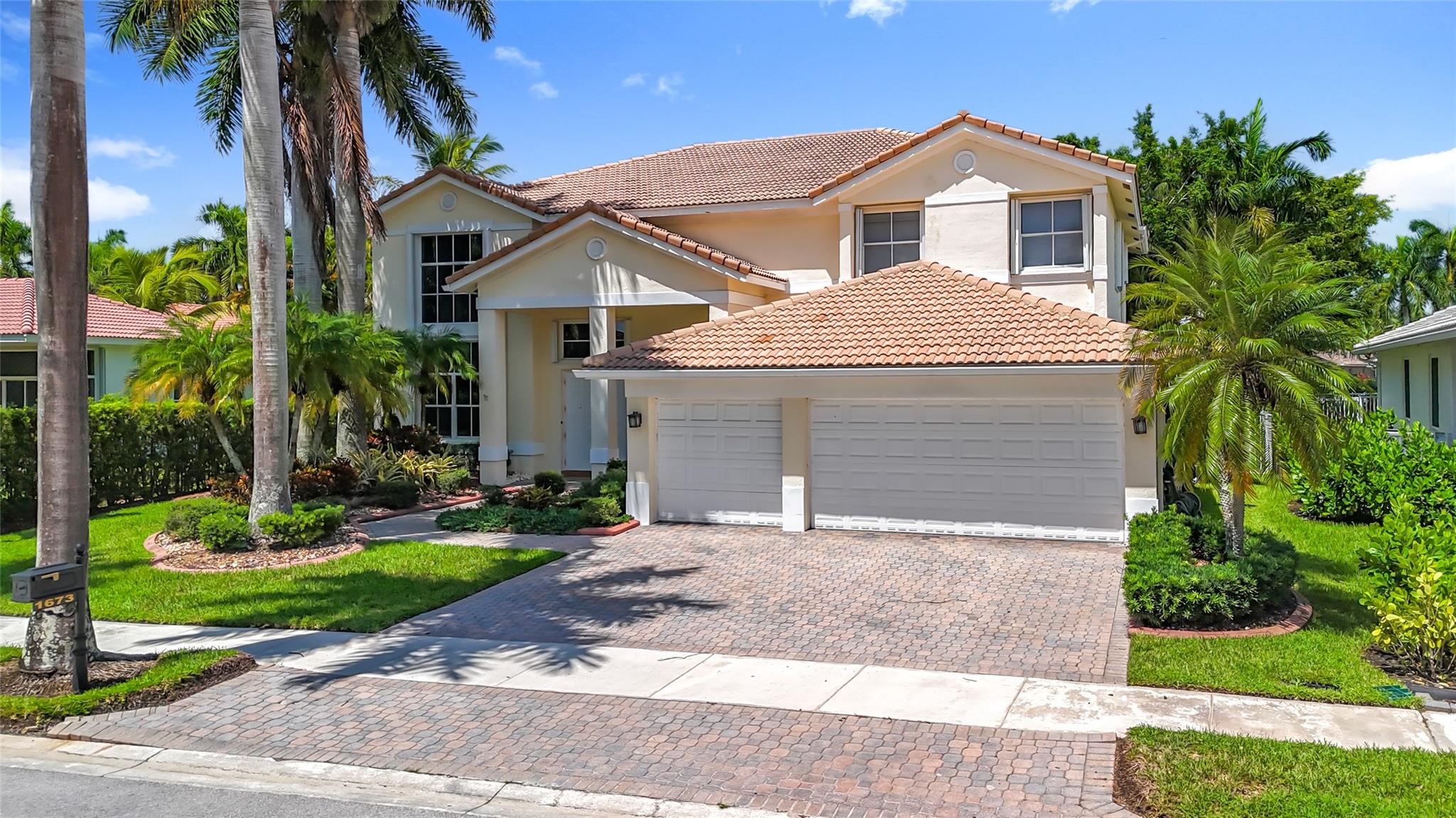 Weston Hills-Victoria P. - Residential