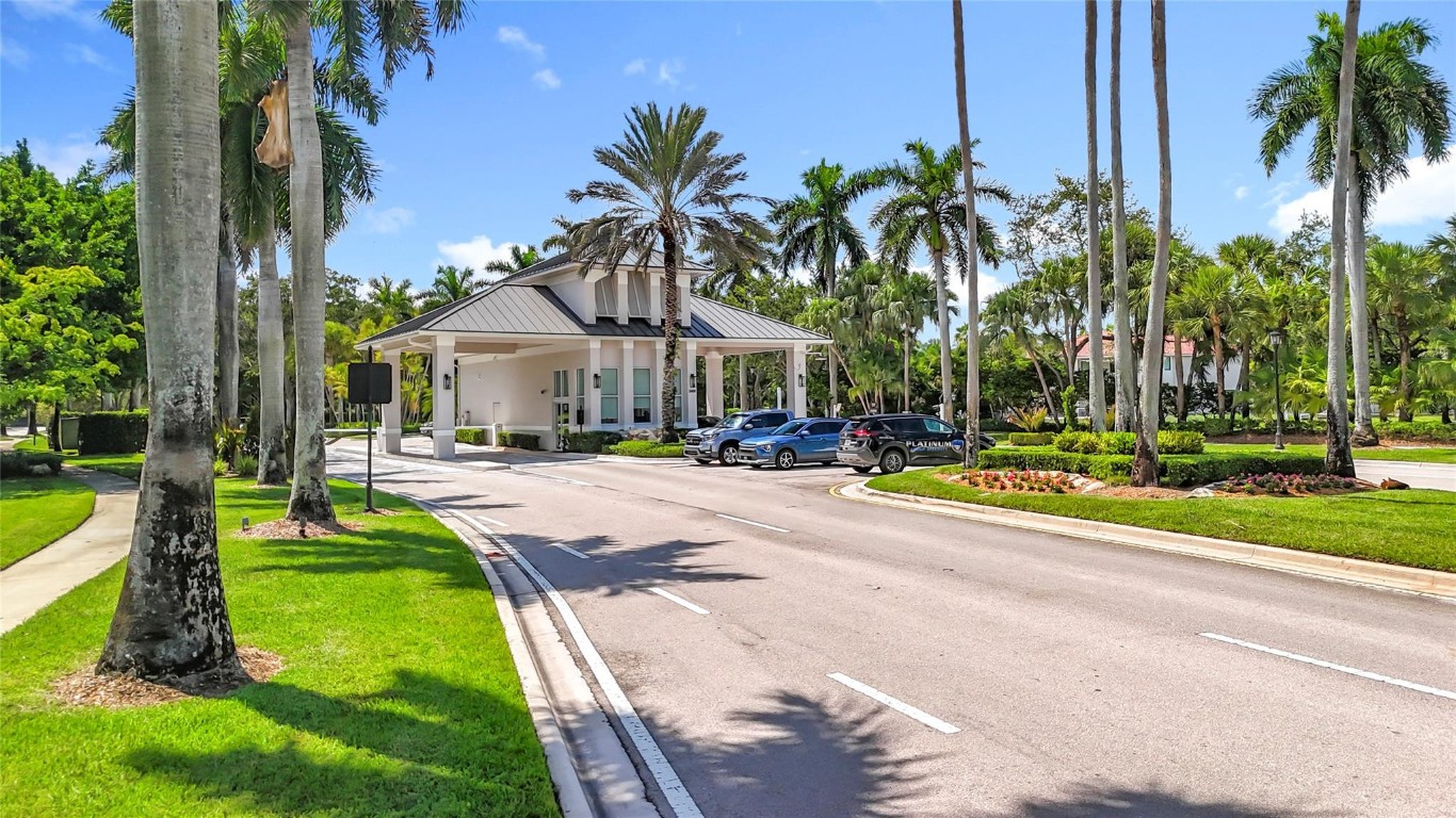 Weston Hills-Victoria P. - Residential