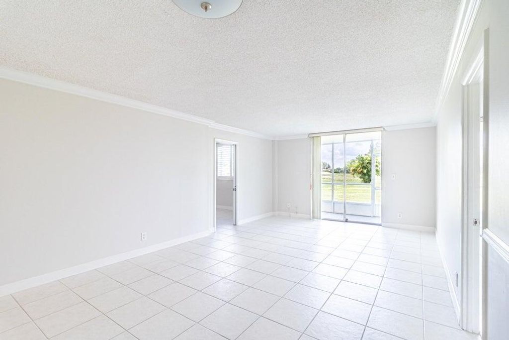 Photo of 6699 NW 2nd 115 Avenue E #115, Boca Raton, FL 33487 (MLS # R11103230)