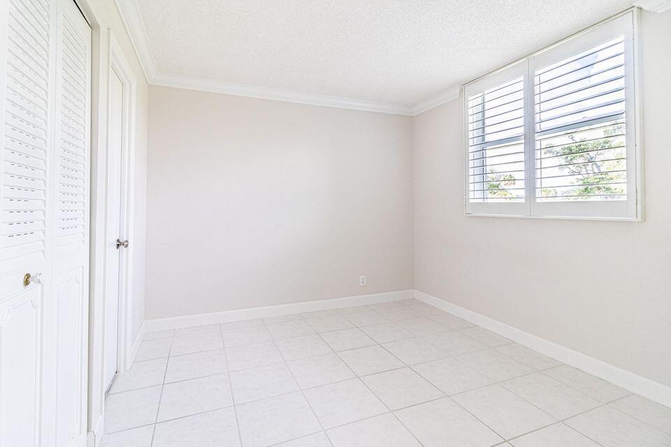 6699 NW 2nd 115 Avenue E 115