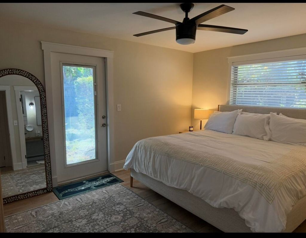 Photo of 20 E Windsor Rd Road E, Jupiter, FL 33469 (MLS # B26024684)