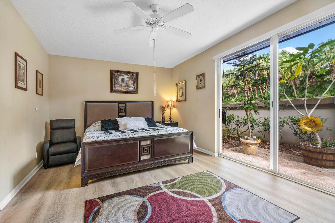 IBIS GOLF AND COUNTRY CLUB 22 - Residential Lease