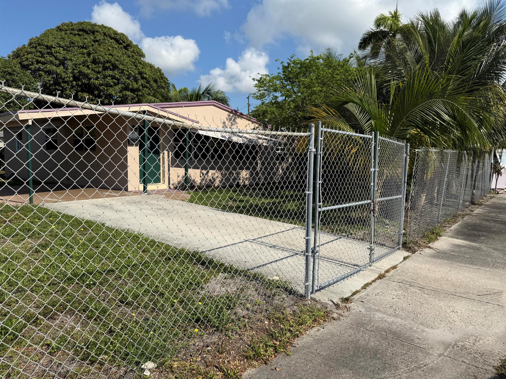 314 SW 14th Avenue