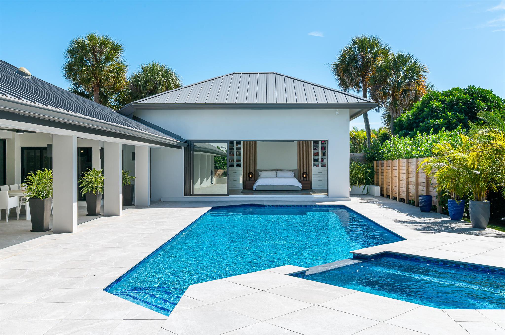 Delaire Country Club - Residential