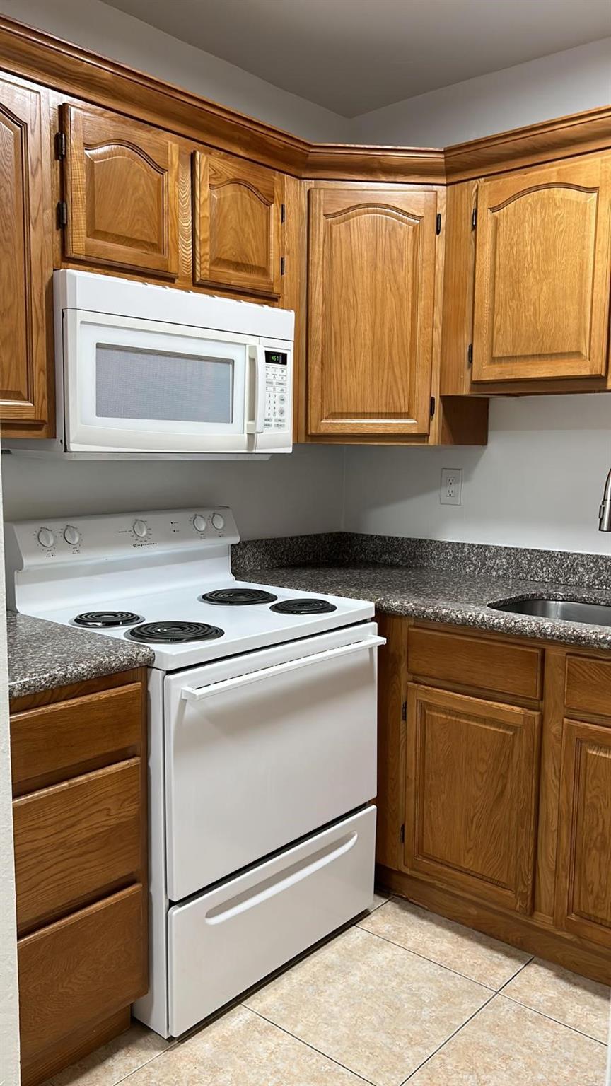 Ocean Ridge Resub Of Blk - Residential Lease