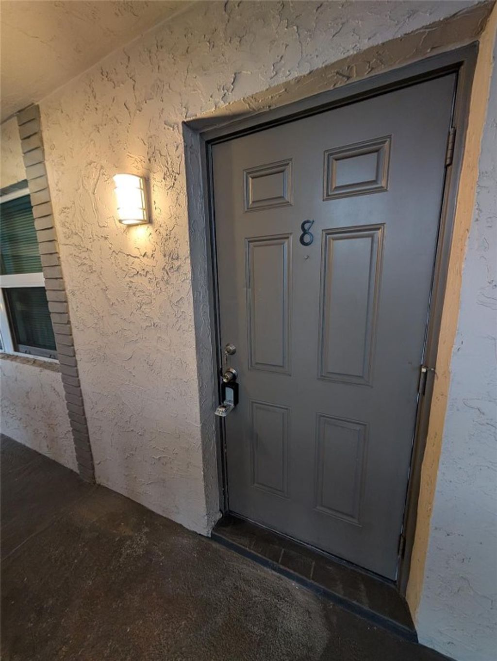 Photo of 3030 NE 21st Terrace #8, Fort Lauderdale, FL 33306 (MLS # F10538513)