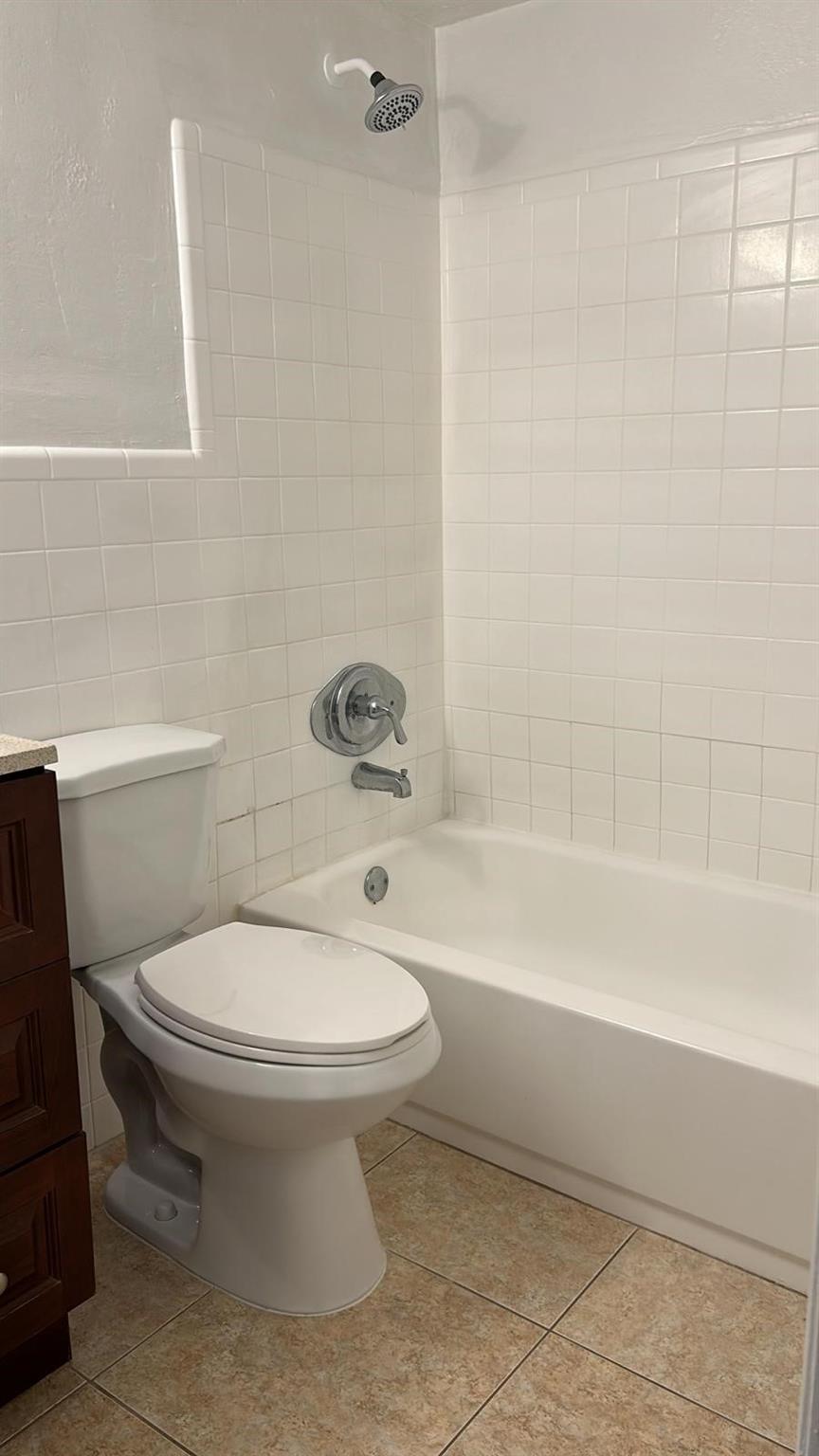 Ocean Ridge Resub Of Blk - Residential Lease