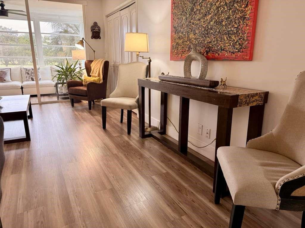 No 27 Palm-Aire Country C - Residential Lease