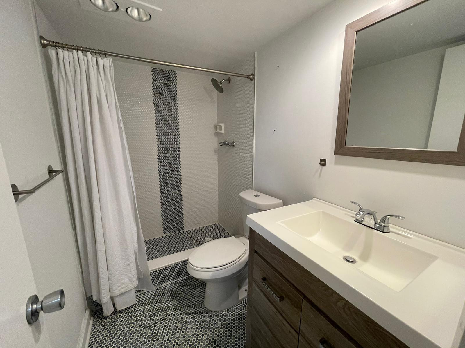 No 27 Palm-Aire Country C - Residential Lease