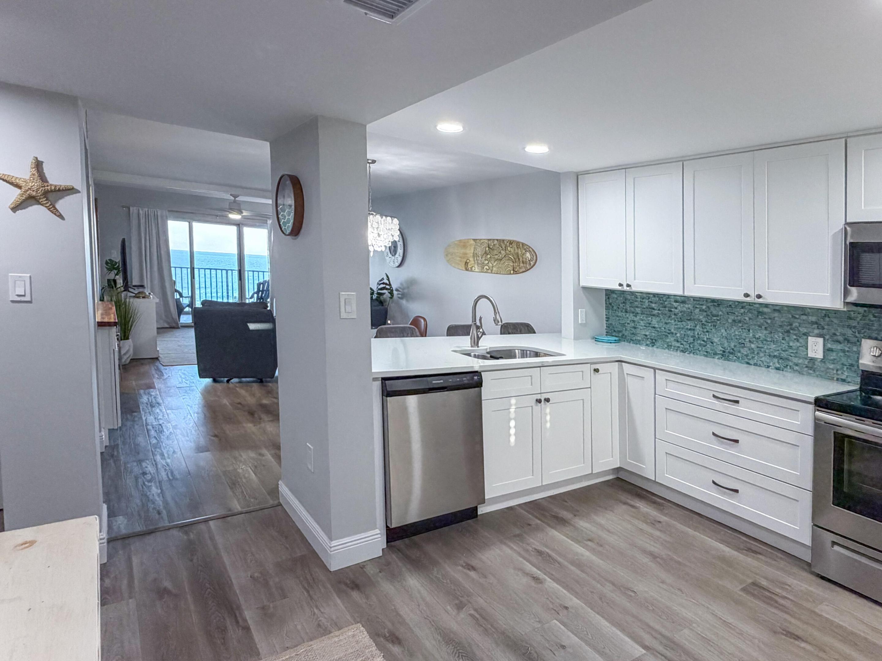 ATLANTIS III BY THE SEA, A CONDOMINIUM - Residential Lease